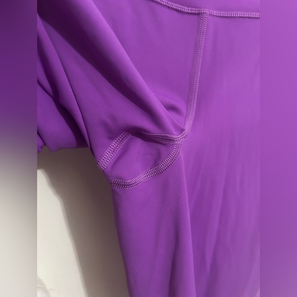 Lululemon Base Pace High Rise Crop - Picture 5 of 14